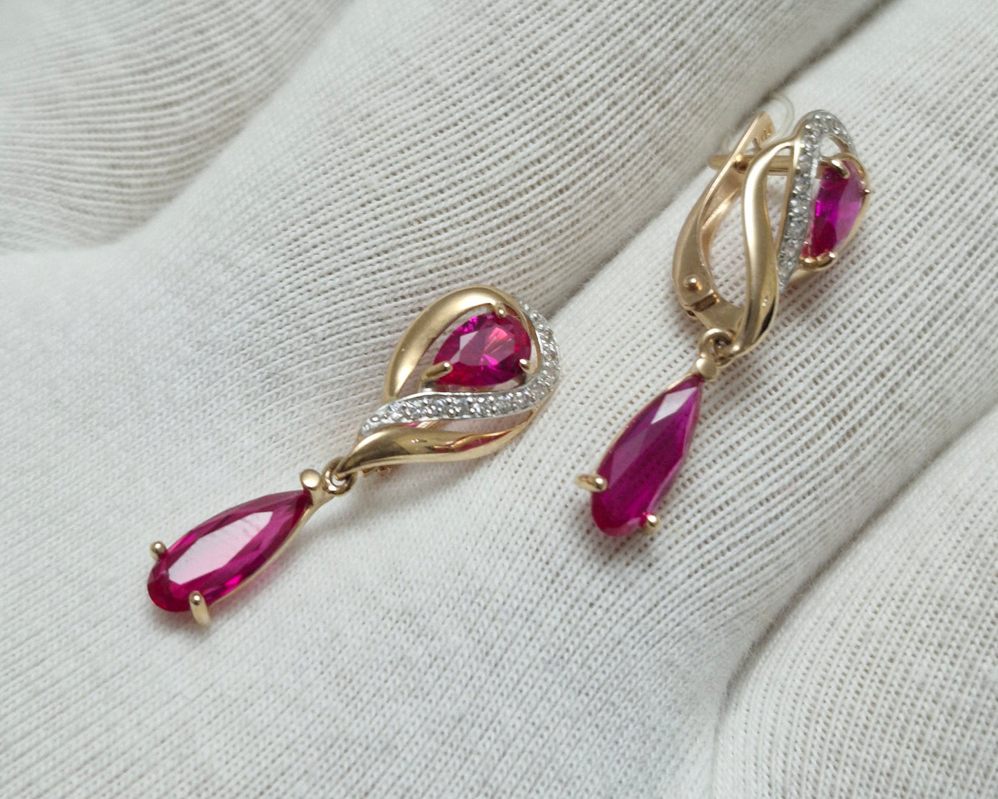 Ohrringe mit Rubin HTS und Zirkonia Russisches Rotgold 585 Art. Nr. 724967