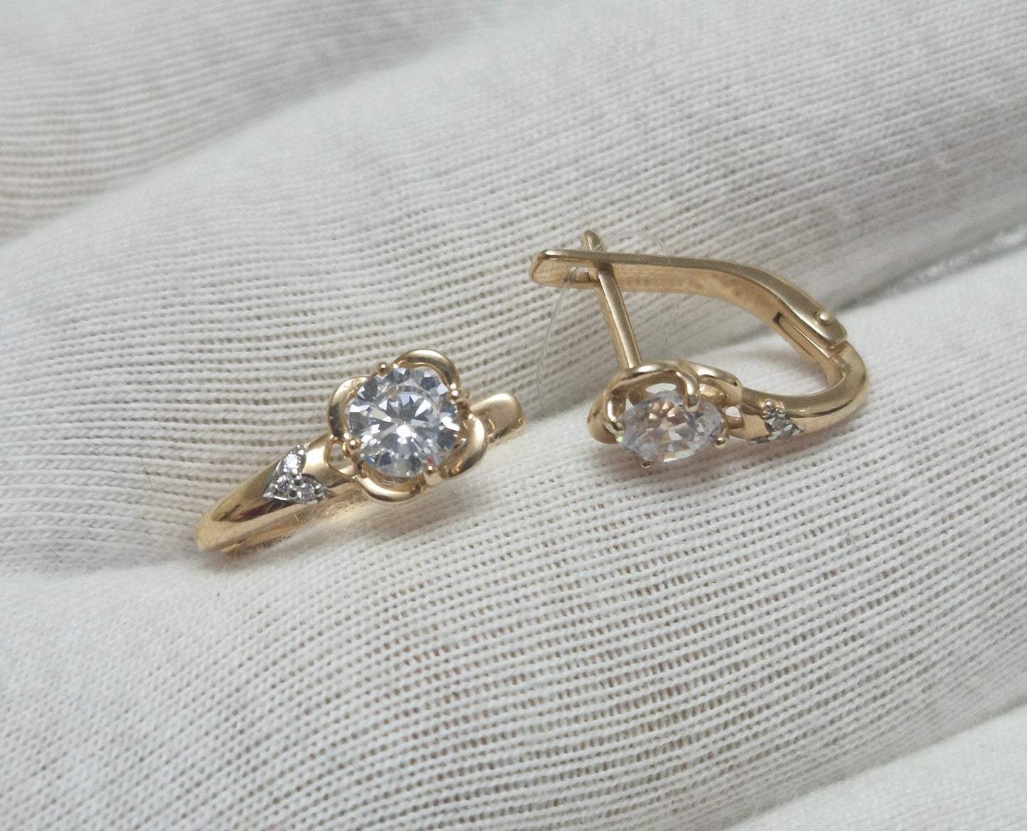 Ohrringe mit Zirkonia Russisches Rotgold 585 Art. Nr. 026505
