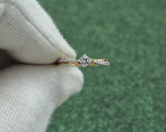 Ring mit Zirkonia Rotgold 585 T142014389