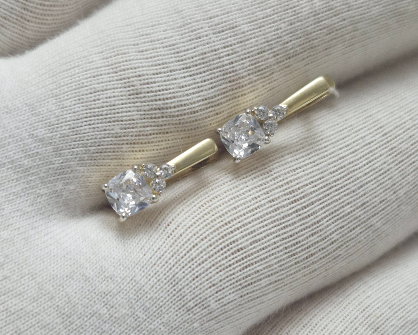Ohrringe mit Zirkonia Gelbgold 585 Art. Nr. T94202B095