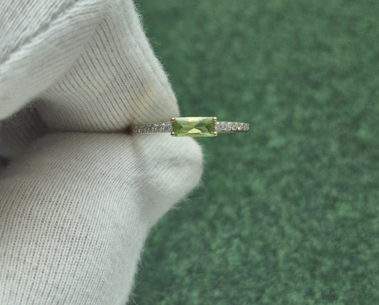 Ring mit Chrysolth und Zirkonia Rotgold 585 Art. Nr. T147018403P