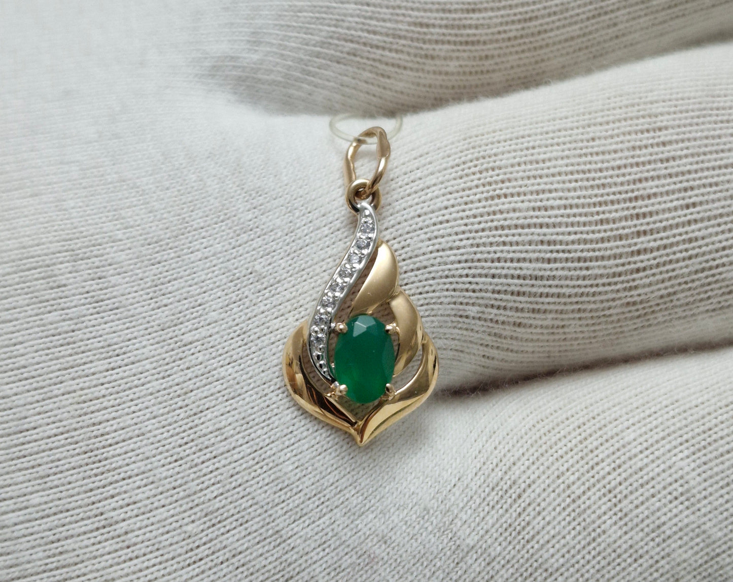 Anhänger mit Achat und Zirkonia Rotgold 585 Art. Nr. 731502