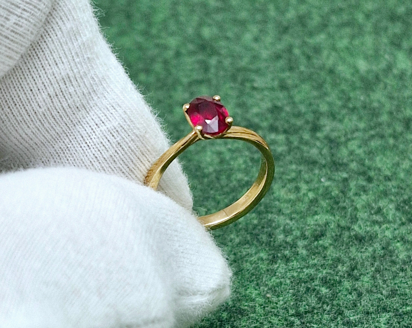 Ring mit Rubin Russisches Rotgold 585 Art. Nr. 2011RM