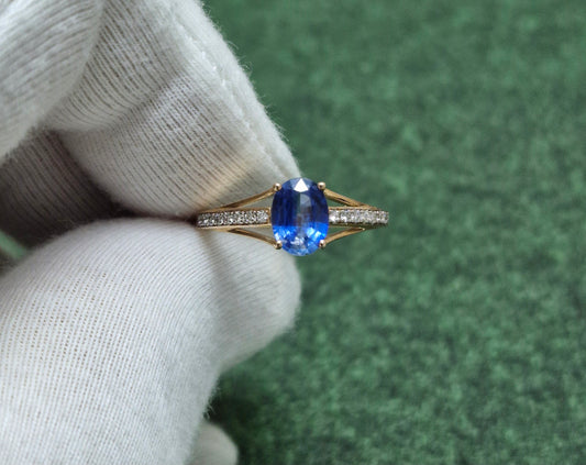 Ring mit Kyanit und Brillanten Rotgold 585 Art. Nr. FE145/86016133