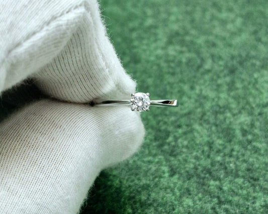 Ring mit Brillant 0,26 Ct Weißgold 585 Art. Nr. 026WG