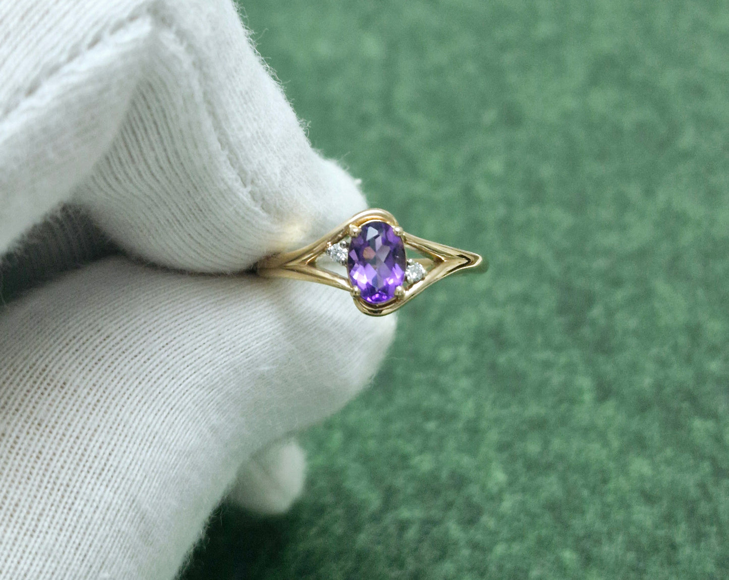 Ring mit Amethyst und Brillanten Russisches Rotgold 585 Art. Nr. 0752A