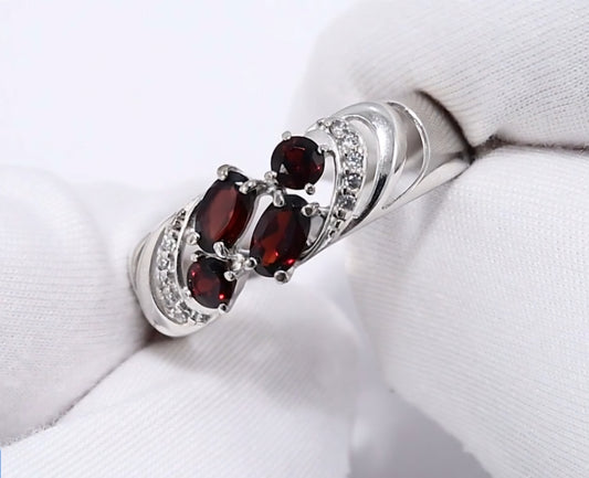 Silber Ring mit Granat und Zirkonia Art. Nr. 92011219