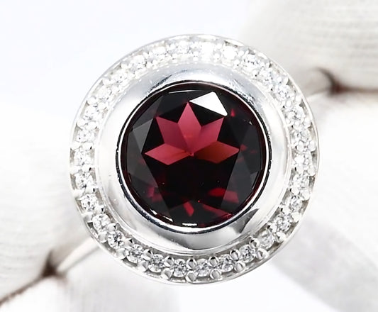 Silber Ring mit Granat und Zirkonia Art. Nr. 92011853