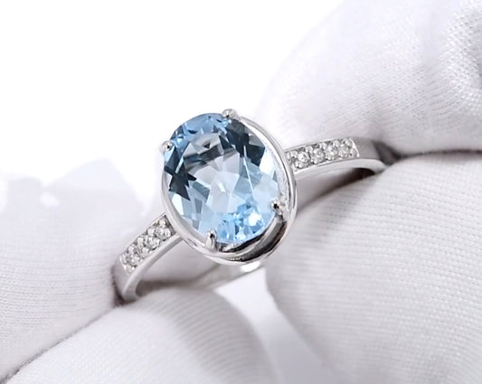 Silber Ring mit Sky Blue Topas und Zirkonia Art. Nr. 92011768