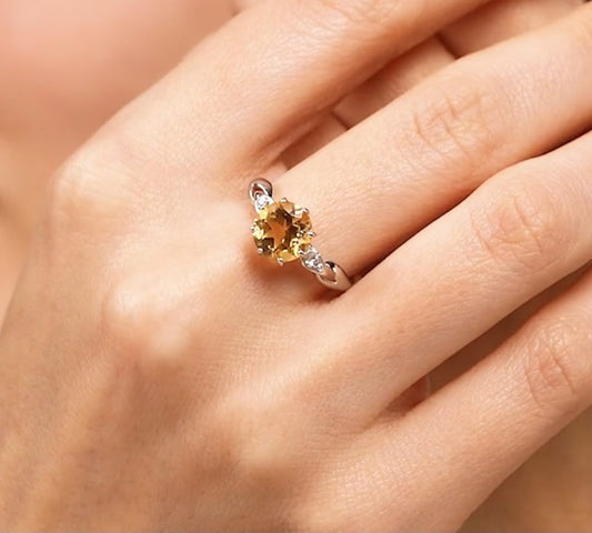 Silber Ring mit Citrin und Zirkonia Art Nr.92011089