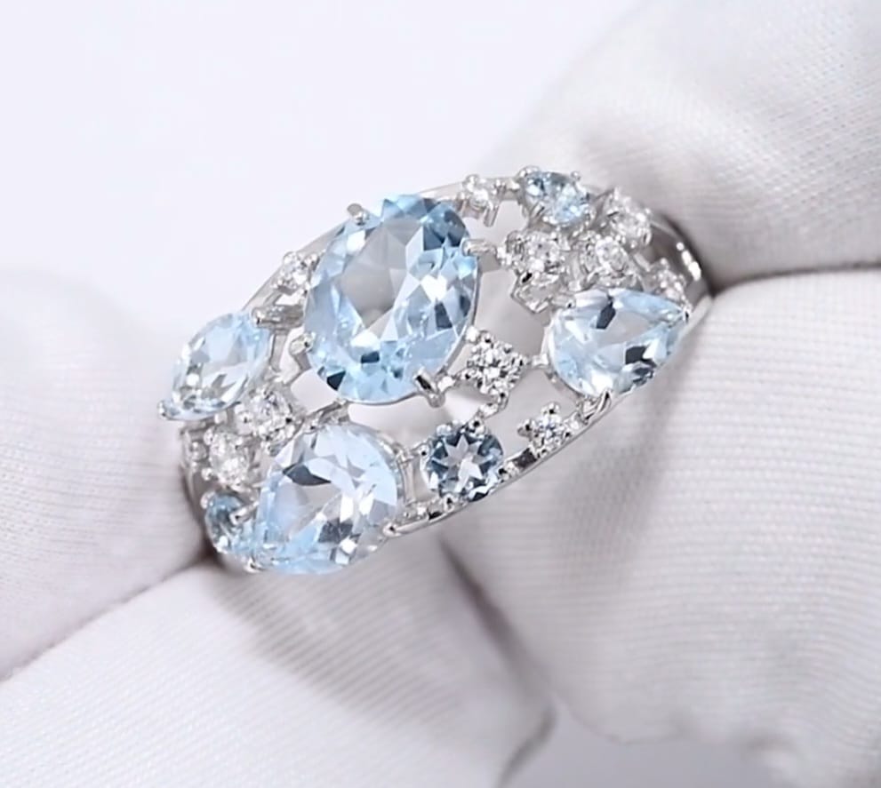 Silber Ring mit Sky Blue Topas und Zirkonia Art.Nr. 92010219