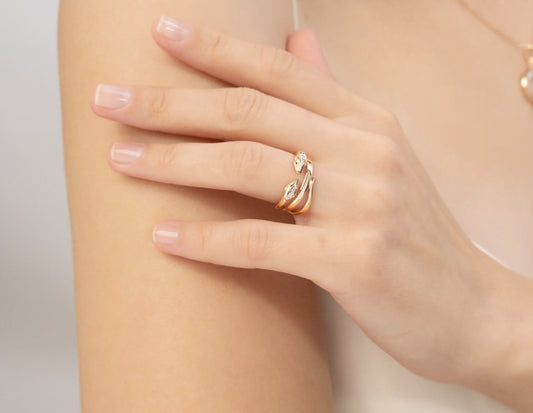 Ring mit Brillanten Rotgold 585 Art. Nr. 01-5499-00-101-1111 P