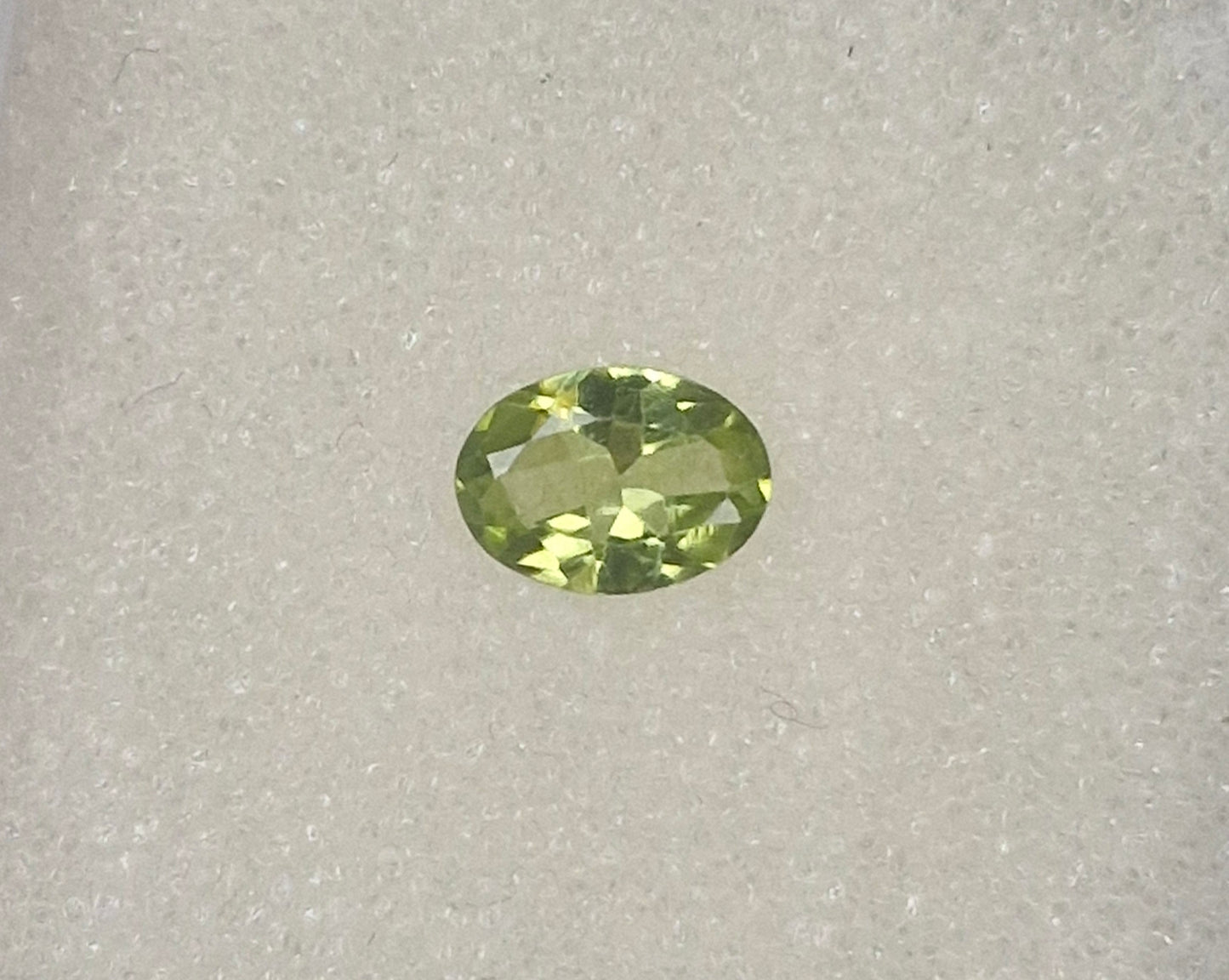 Peridot 7 x 5 mm 0.70 Ct
