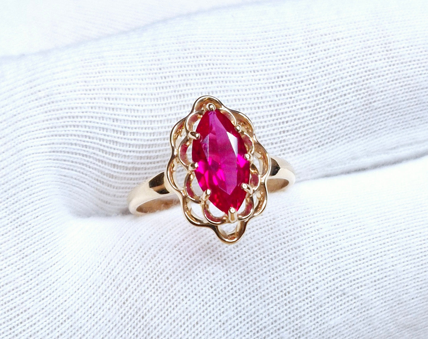 Ring mit Rubin HTS Russisches Rotgold 585 Art. Nr. 51-310-00760-2
