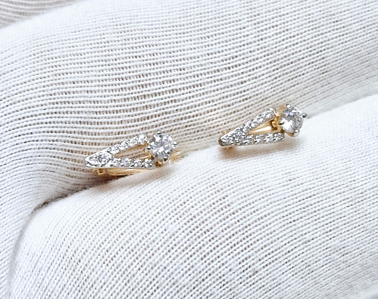 Kinder Ohrringe mit Zirkonia Russisches Rotgold 585 Art. Nr. 027491