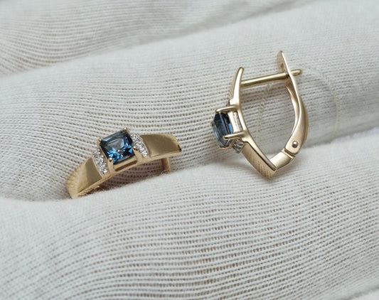 Ohrringe mit London Blue Topas und Zirkonia Rotgold 585 Art. Nr. 727902