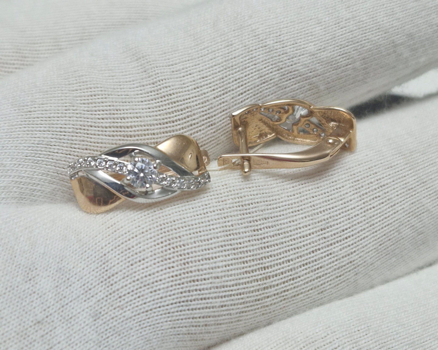 Ohrringe mit Zirkonia Russisches Rotgold 585 Art. Nr. 028062
