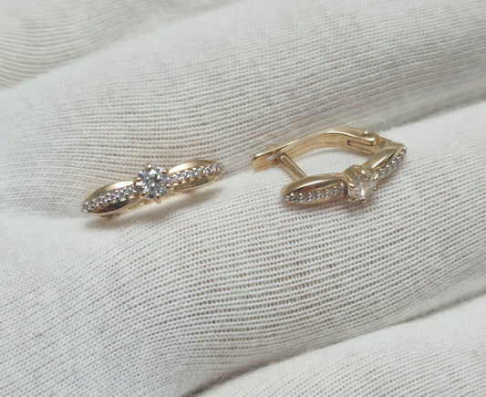 Ohrringe mit Zirkonia Russisches Rotgold 585 Art. Nr. 026491