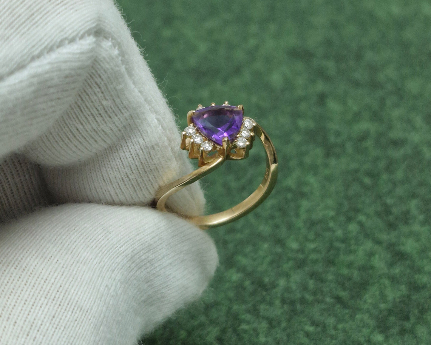 Ring mit Amethyst und Brillanten Art. Nr. 0709A
