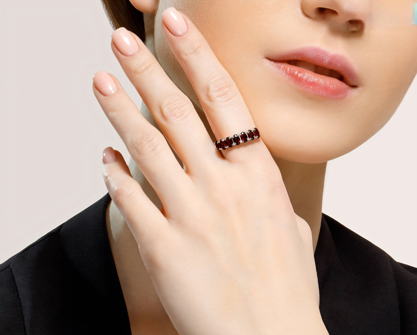 Silber Ring mit Granat Art. Nr. 92010893