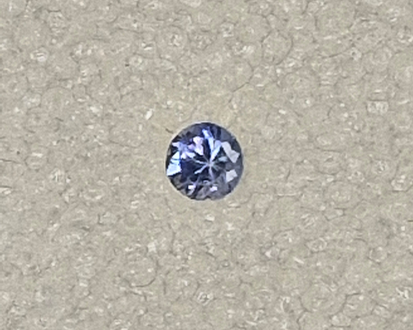 Ceylon Saphir 4 Stück 2,5 mm gesamt 0.30 Ct