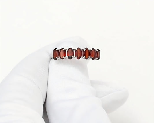 Silber Ring mit Granat Art. Nr. 92010893