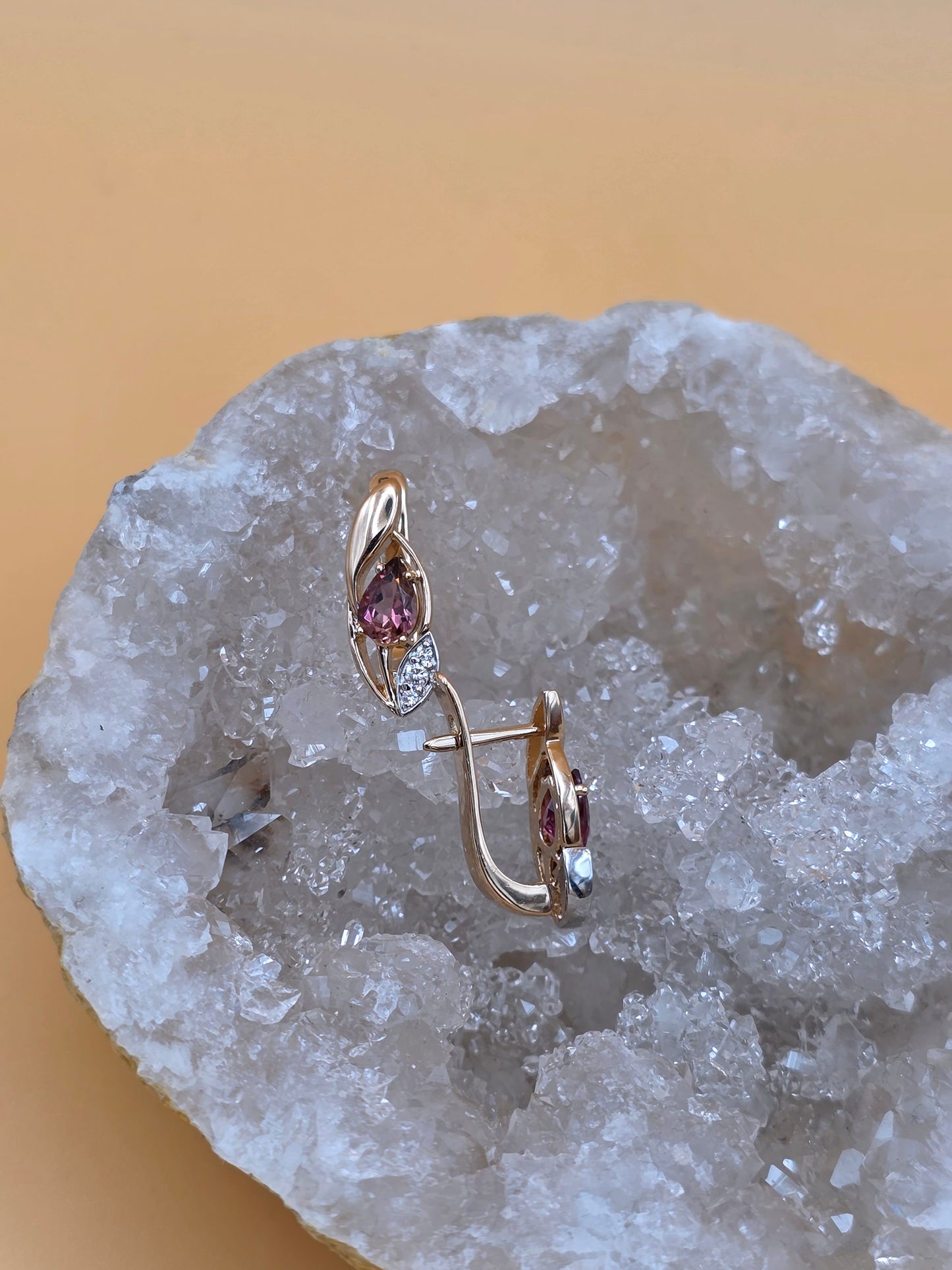 Ohrringe mit Turmalin und Brillanten Rotgold 585 Art. Nr.64006Tur