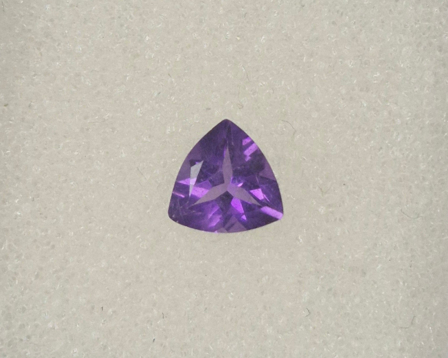 Amethyst 7 x 7 mm 0.95 Ct