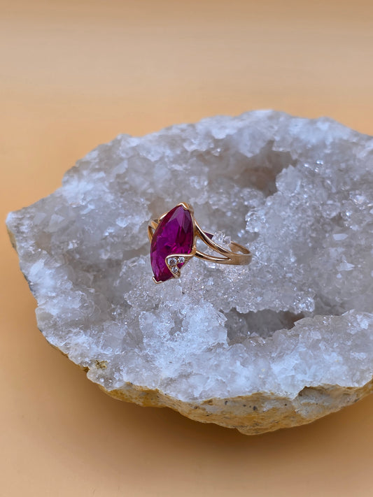 Ring mit Rubin HTS und Zirkonia Rotgold Art. Nr. 923