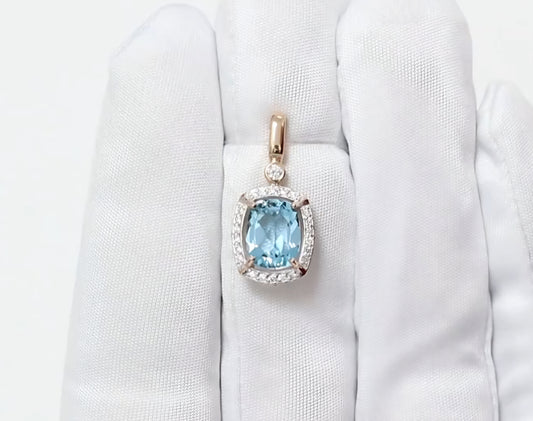 Anhänger mit Swiss Blue Topas und Zirkonia Russisches Rotgold 585 Art. Nr.731644